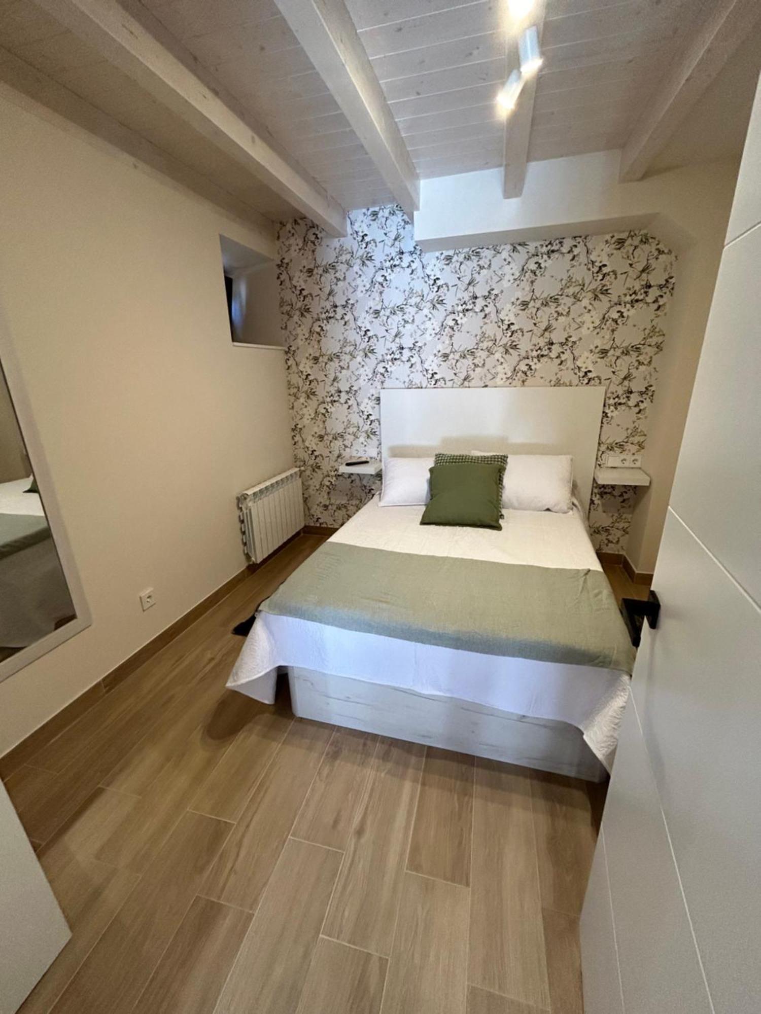 Apartamentos San Roque Arenas De Cabrales Εξωτερικό φωτογραφία